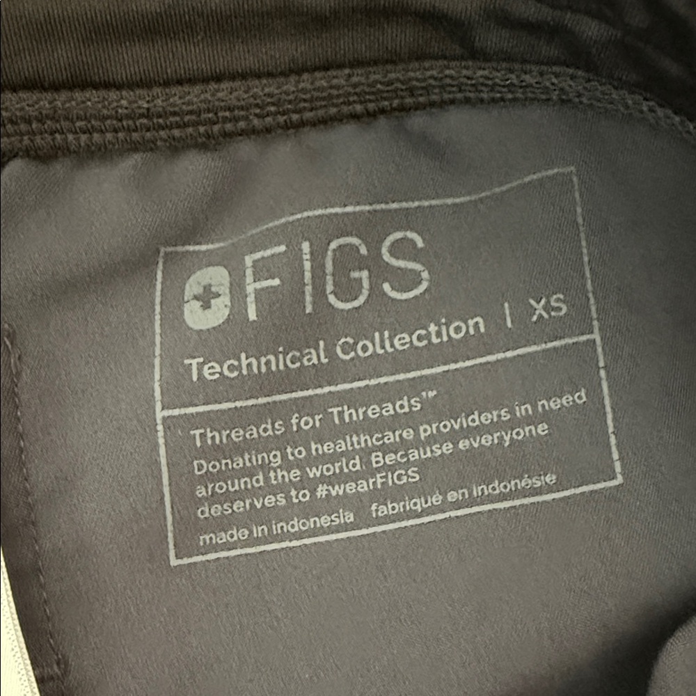 Figs | High Waisted Zamora Charcoal Jogger Scrub Pants - Picture 5 of 6